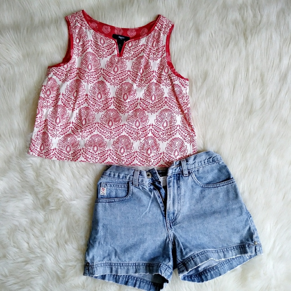 Red and white GAP blouse